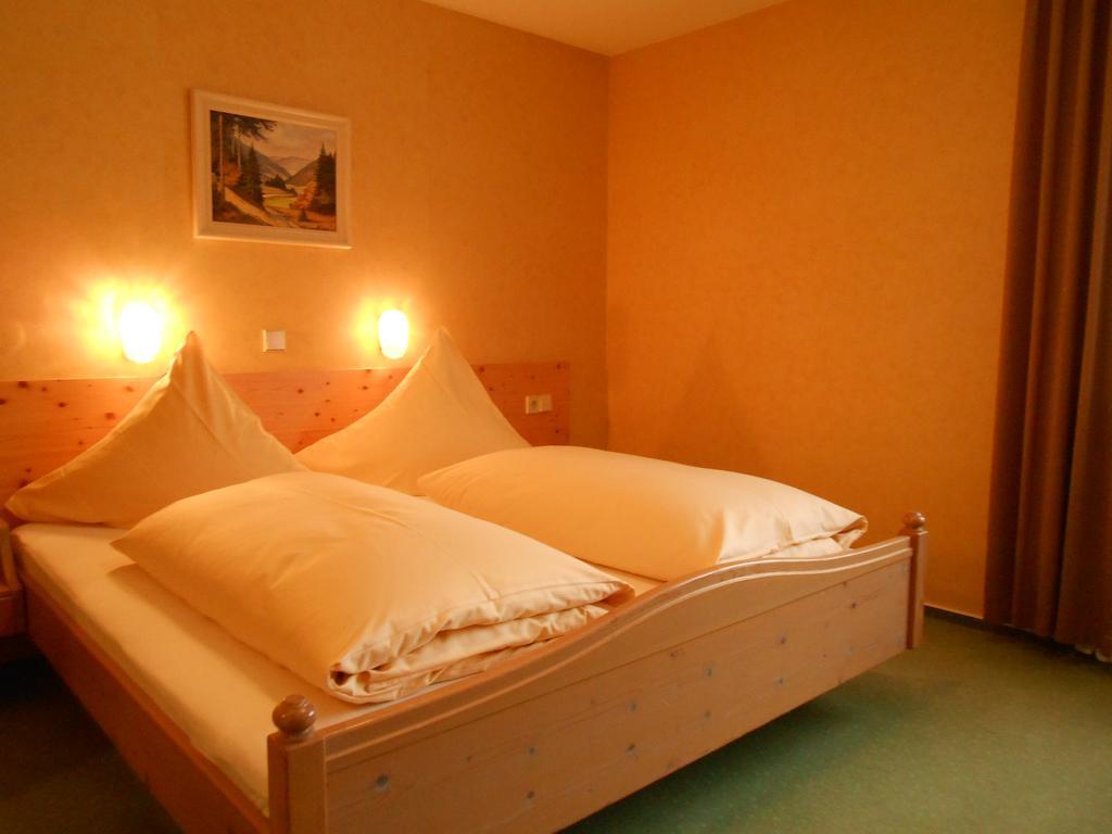 Landgasthof Schutzen Hotel Tengen Værelse billede